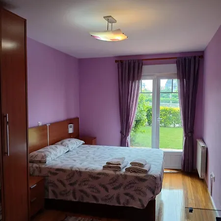 Appartement Bajo Con Jardin Y Piscina