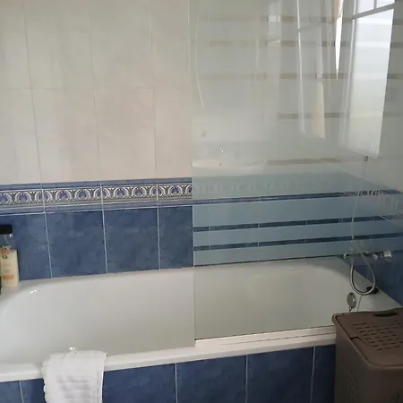 Bajo Con Jardin Y Piscina * Suances